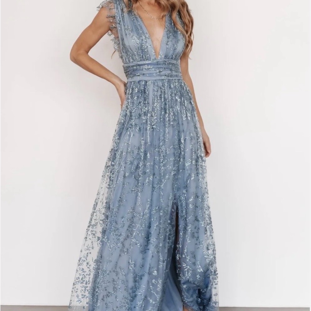 Elegant Baltic Born Blue Evening Gown